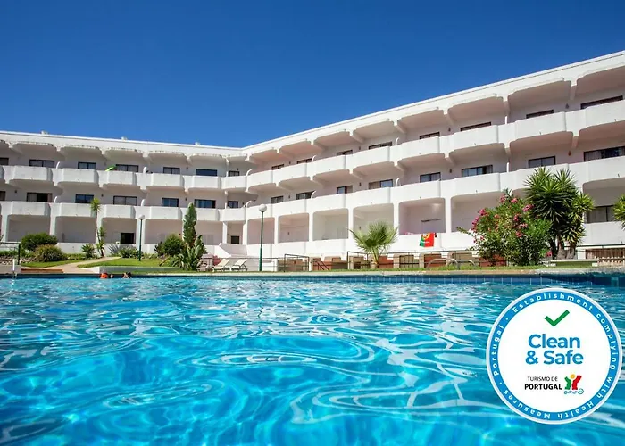 Host Wise - Bright Cozy Flats W Terrace & Pool