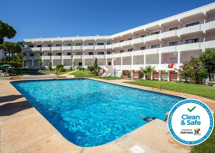 Host Wise - Bright Cozy Flats W Terrace & Pool