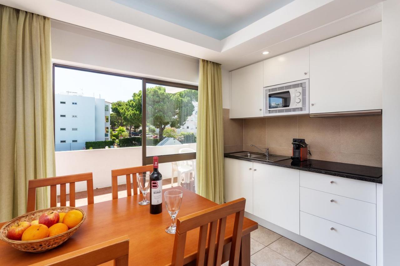 Host Wise - Bright Cozy Flats W Terrace & Pool Appartement Quarteira