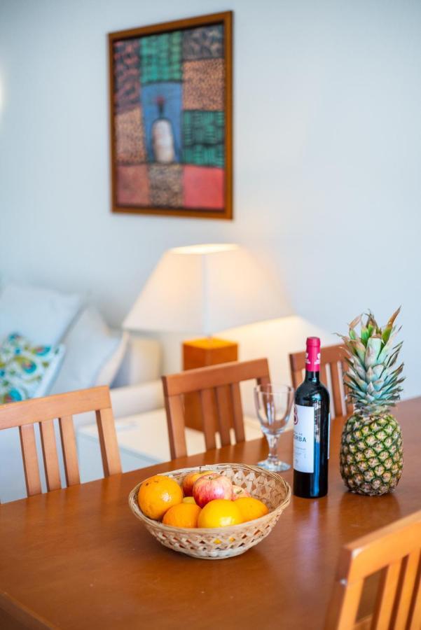 Host Wise - Bright Cozy Flats W Terrace & Pool Appartement