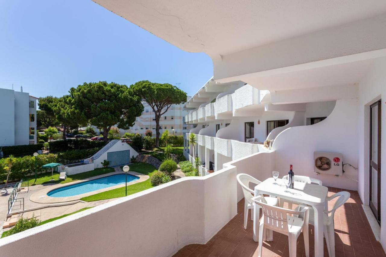 Appartement Host Wise - Bright Cozy Flats W Terrace & Pool *